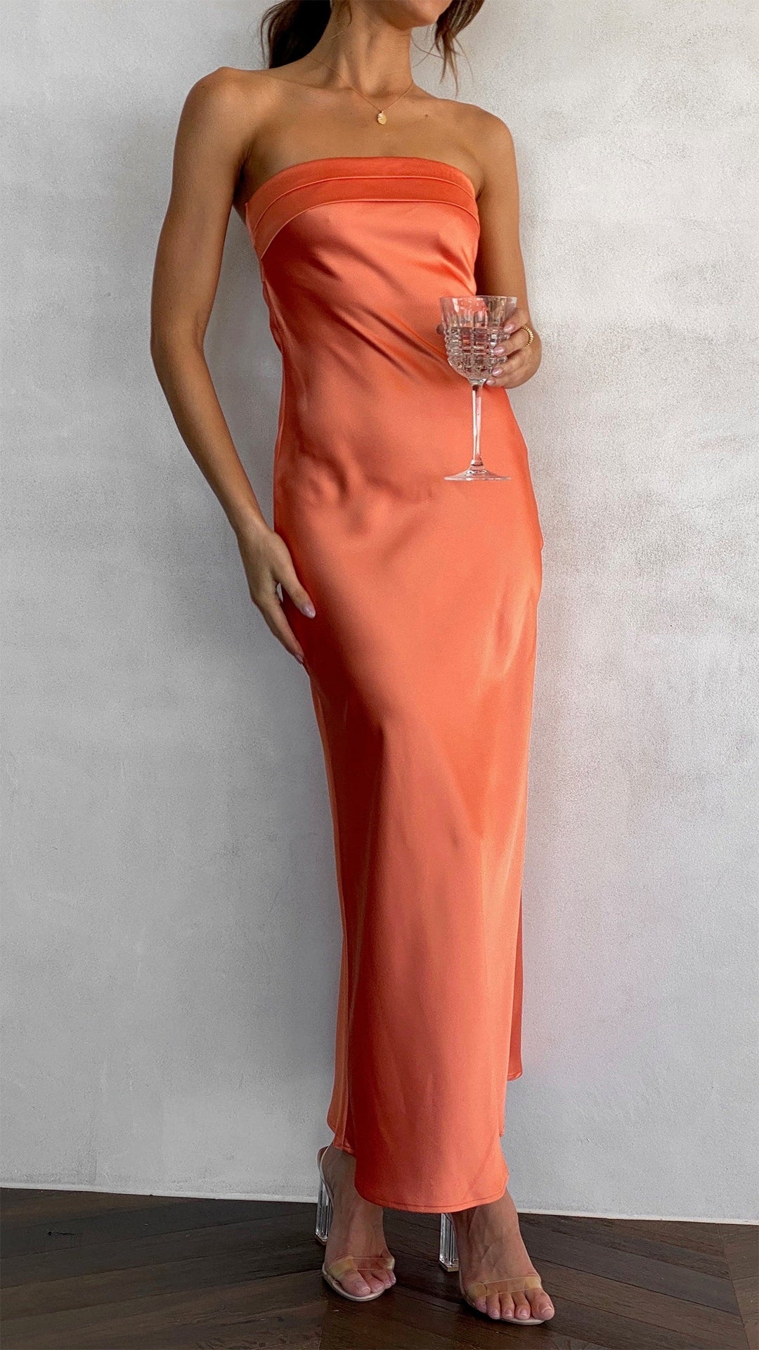 Robe Élégante en Satin pour Femme | Lida